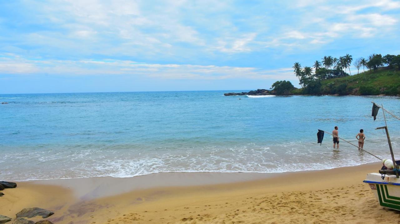 Hotel Anb Surf View à Tangalle Extérieur photo