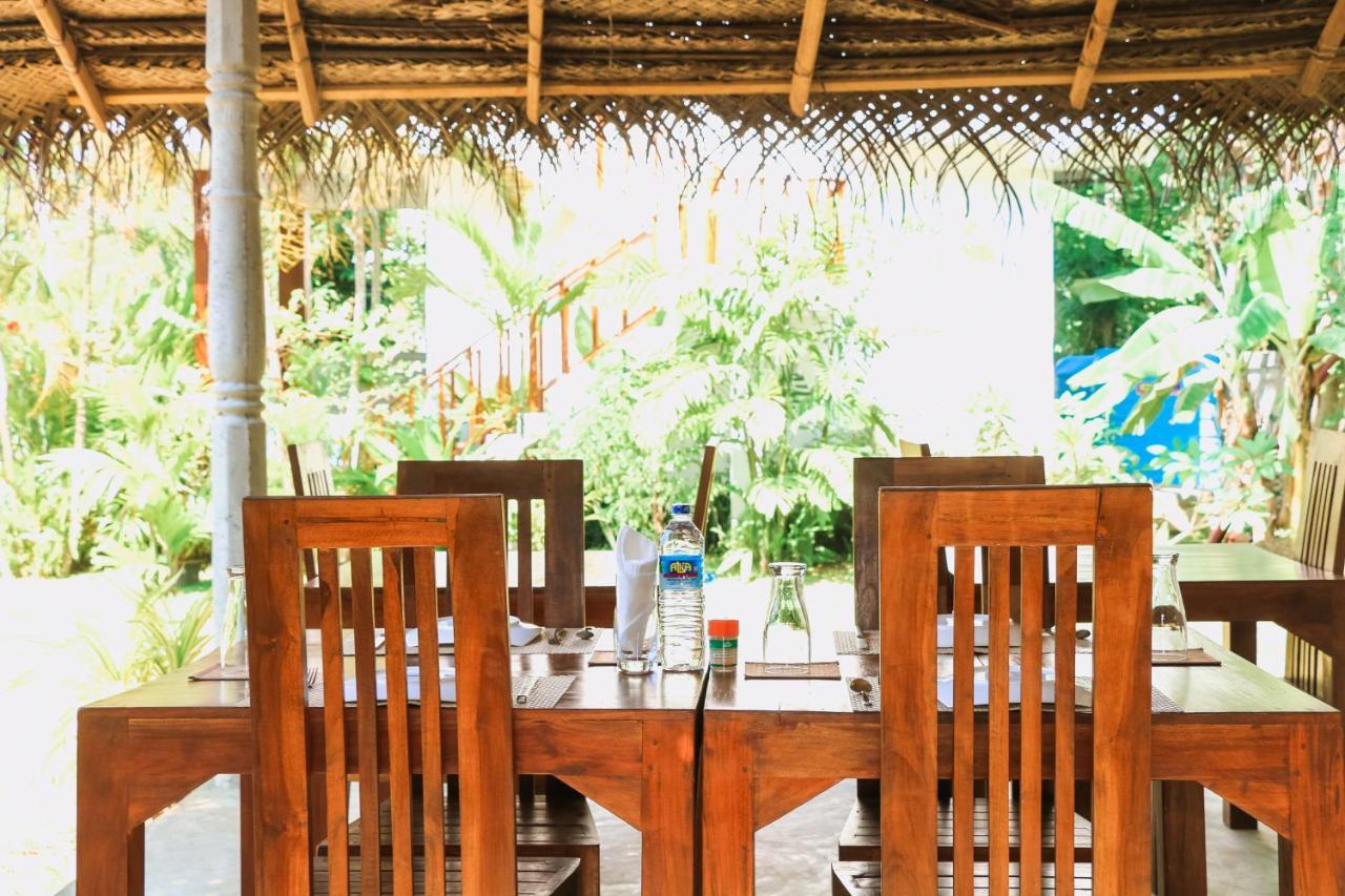 Hotel Anb Surf View à Tangalle Extérieur photo