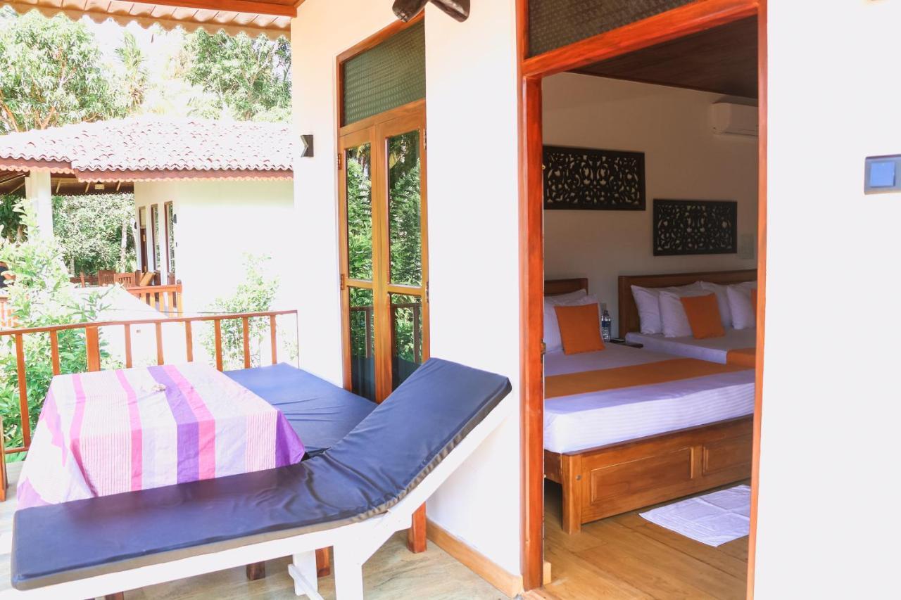 Hotel Anb Surf View à Tangalle Extérieur photo
