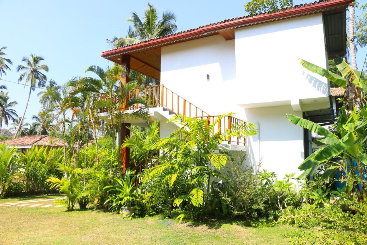 Hotel Anb Surf View à Tangalle Extérieur photo